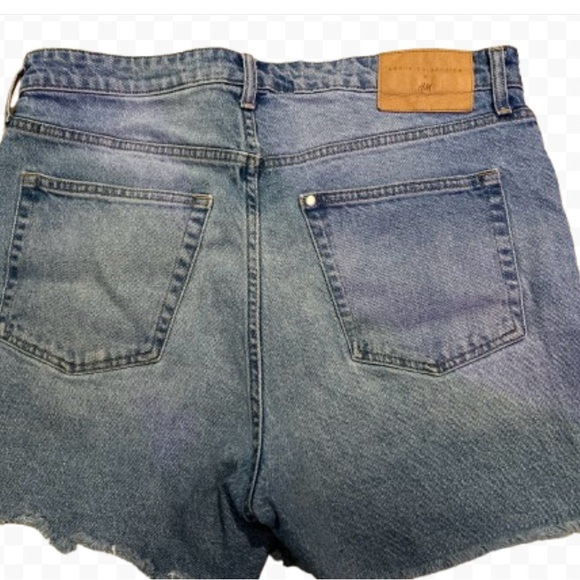 Brock Collection x H&M Jean Shorts Size 12 Zipper Fly 5 Pocket Medium Wash - Picture 2 of 4